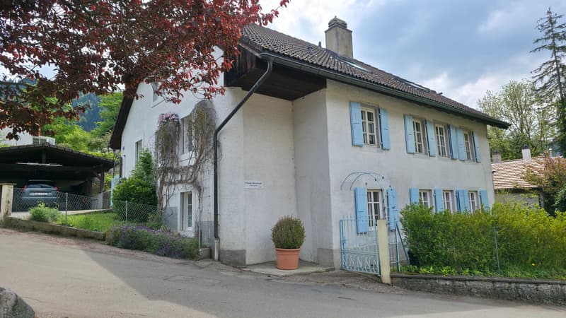 2114 Fleurier/NE Vente d’une ancienne et spacieuse propriété rénovée (6)