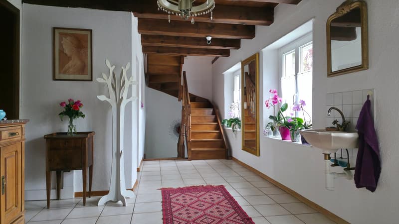 2114 Fleurier/NE Vente d’une ancienne et spacieuse propriété rénovée (7)