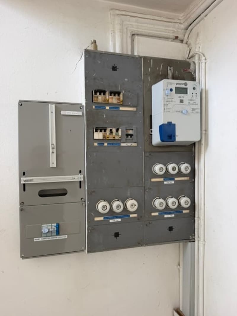 Immeuble mixte résidentiel et commercial 2314 La Sagne/NE (15)