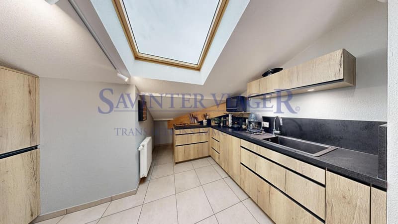 Attique T5 en duplex avec grandes terrasses et 2 garages - Bonneville (2)