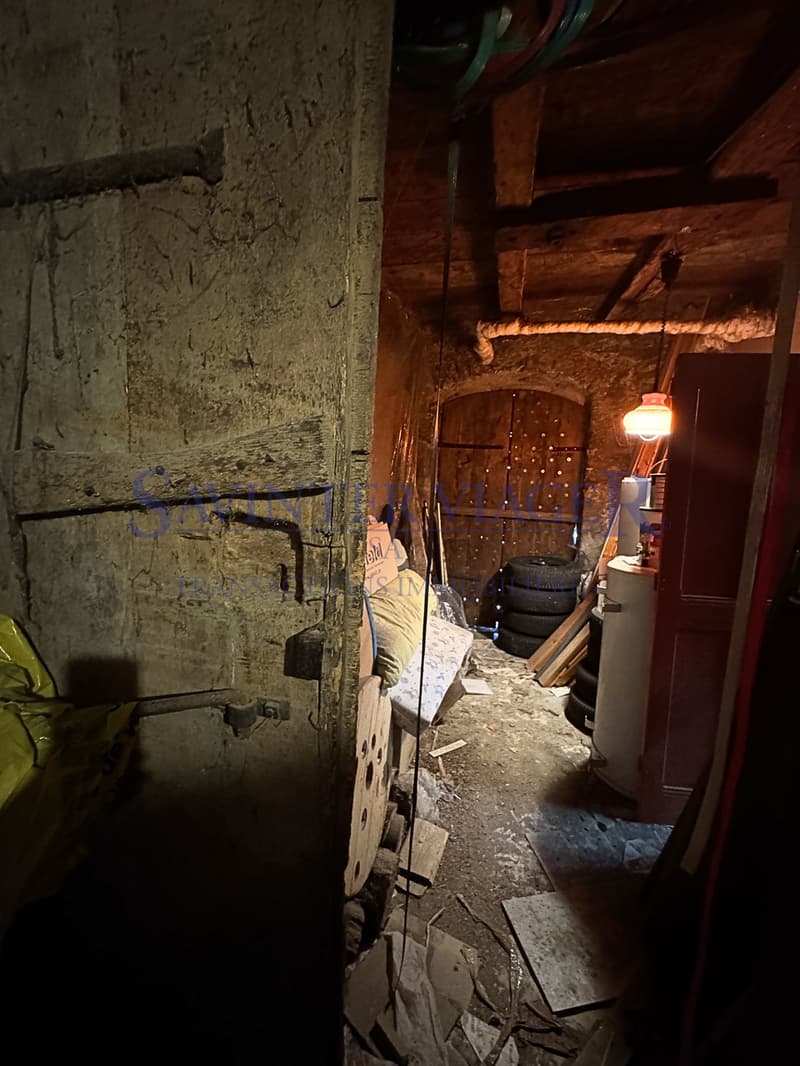 Cave, hauteur sous plafond 2,60
