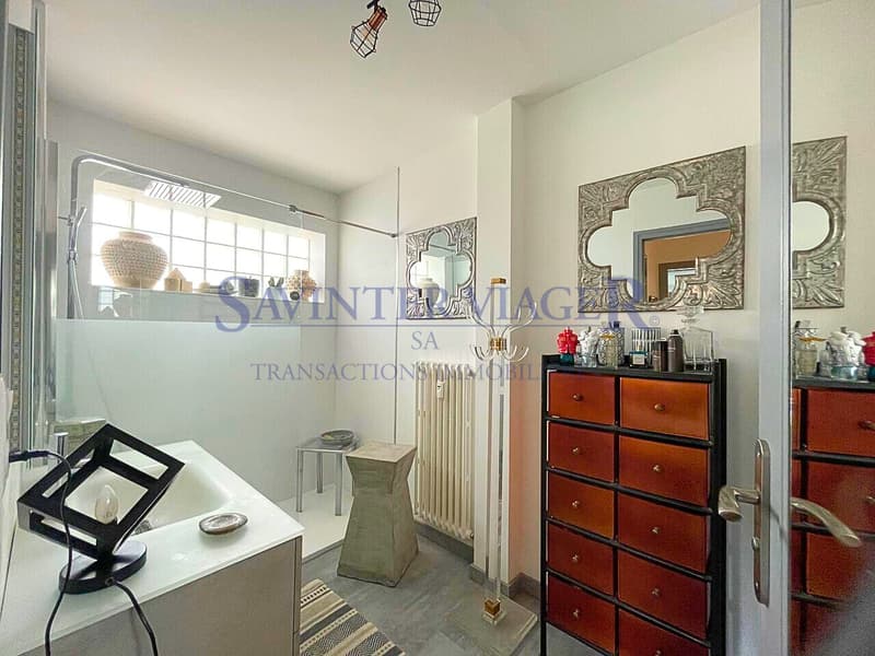 Albertville-centre. T4 traversant, 2 balcons. Viager (9)