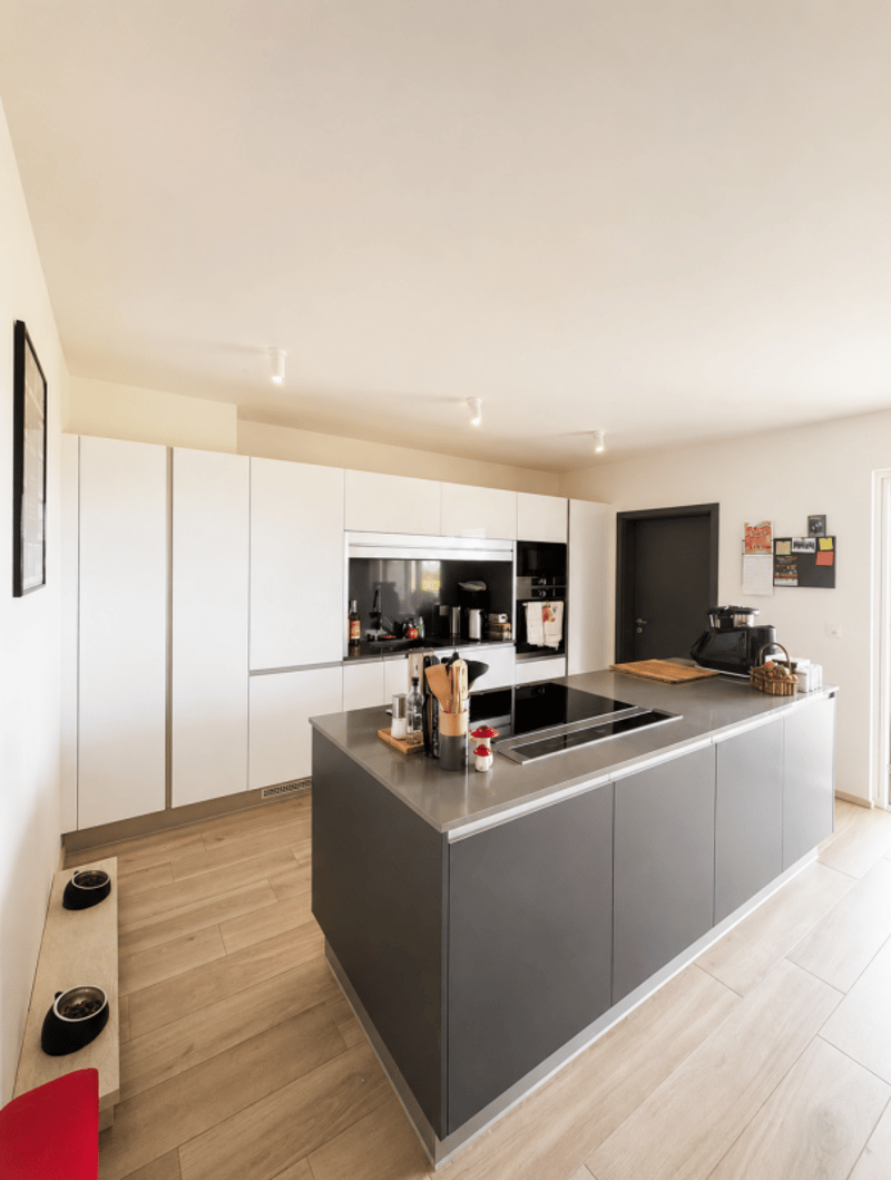 Appartement spacieux et lumineux de 3.5 pièces à St-Aubin FR (2)