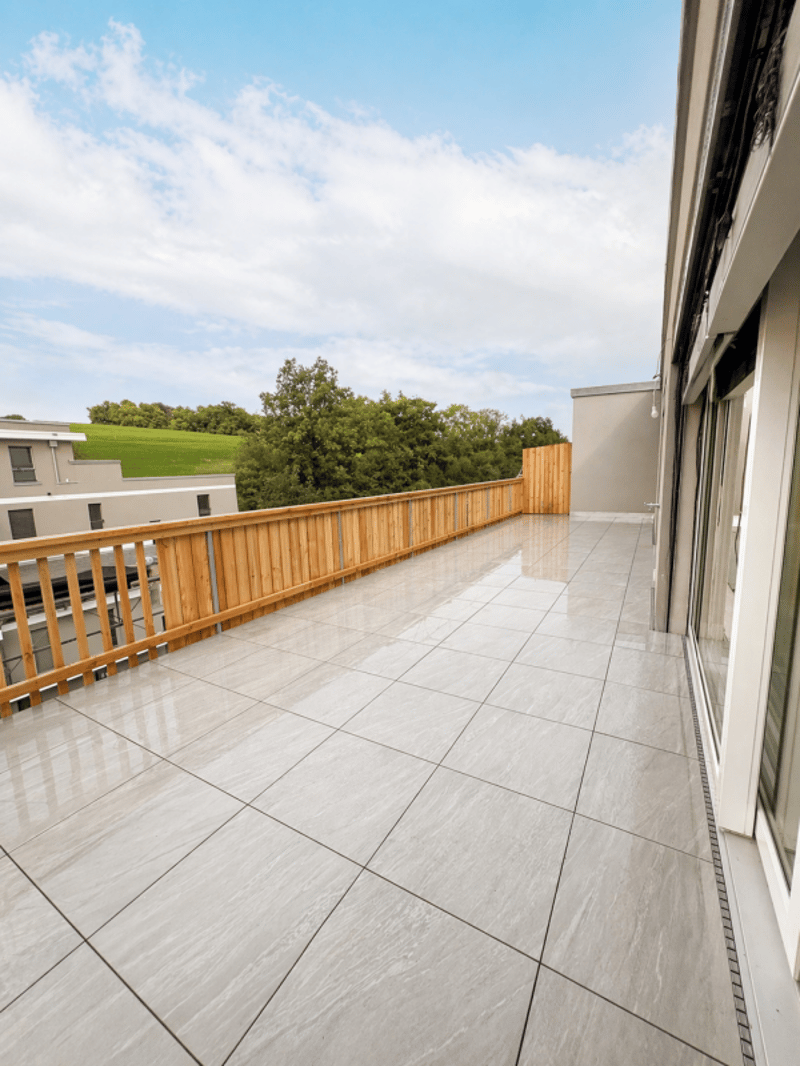 Attique de standing neuf avec terrasse panoramique et 2 suites (2)