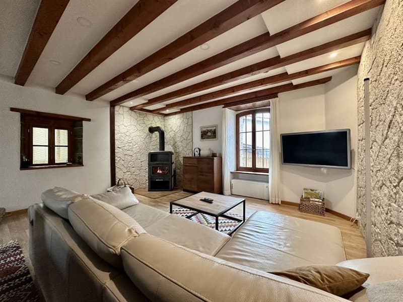 Charmante maison de village au coeur de Begnins (2)