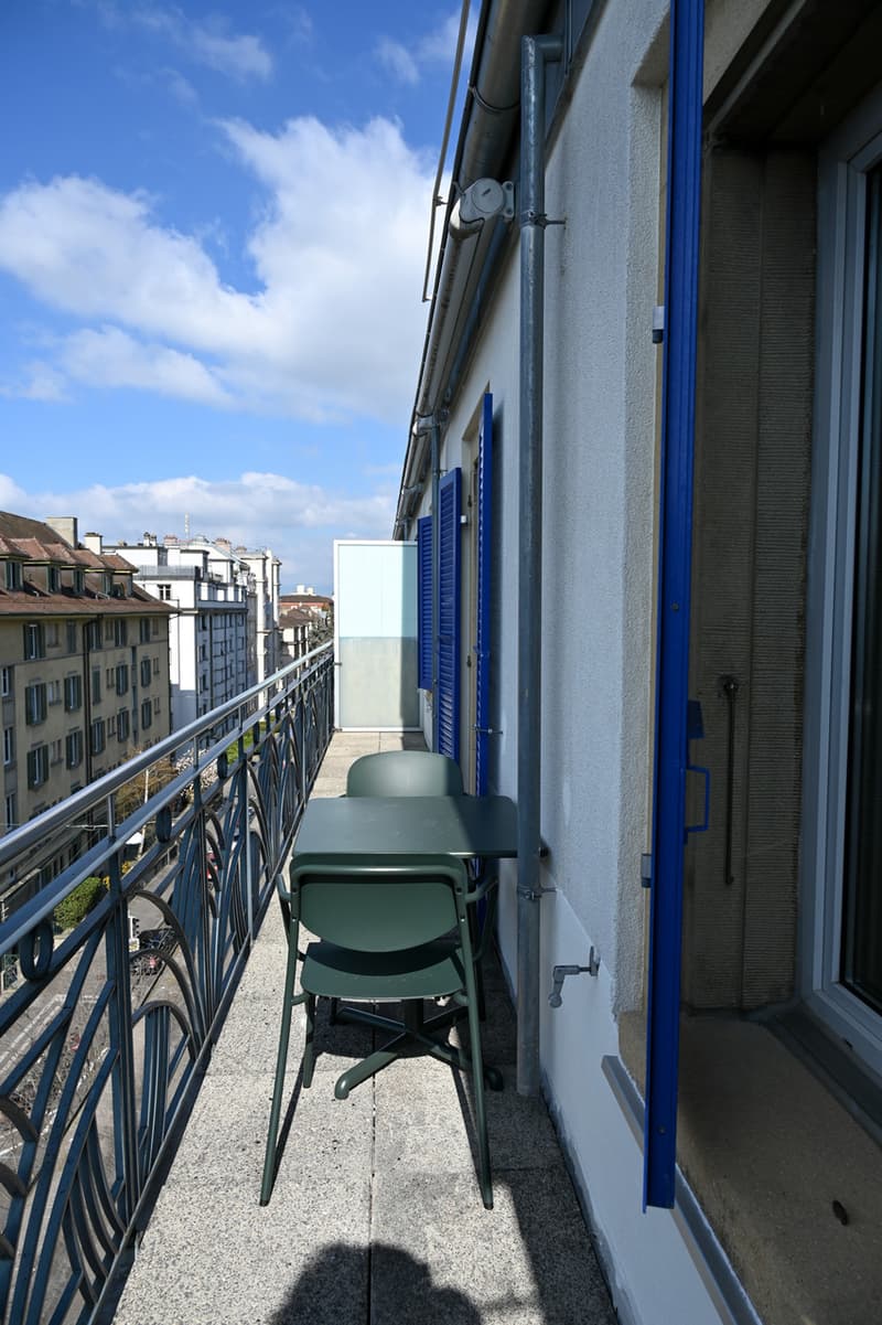 Magnifique appartement de 2,5 pièces meublé avec vue sur le lac et les Alpes (9)