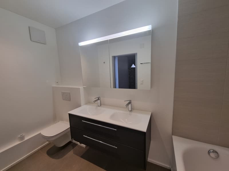 Luxueux appartement de 3.5 pièces au 1er étage (7)