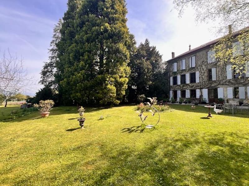 Grande maison villageoise en viager dans la campagne genevoise de Satigny (2)