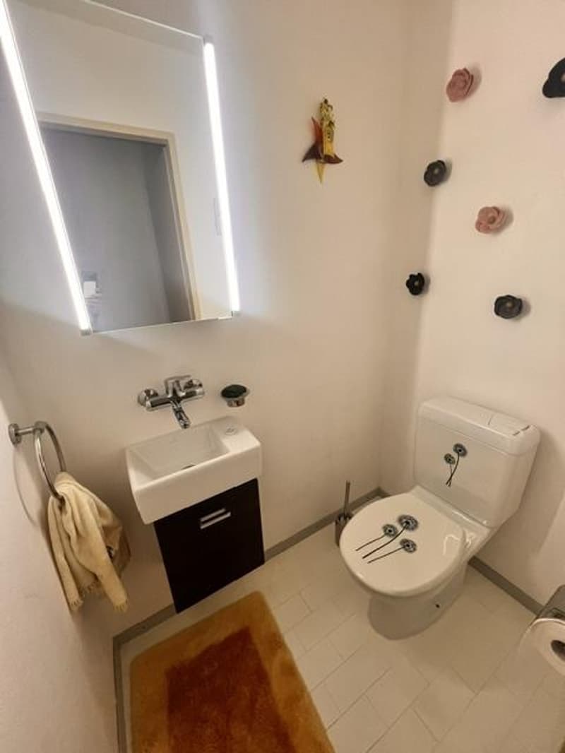 Appartement traversant avec balcons en viager à Gland (10)