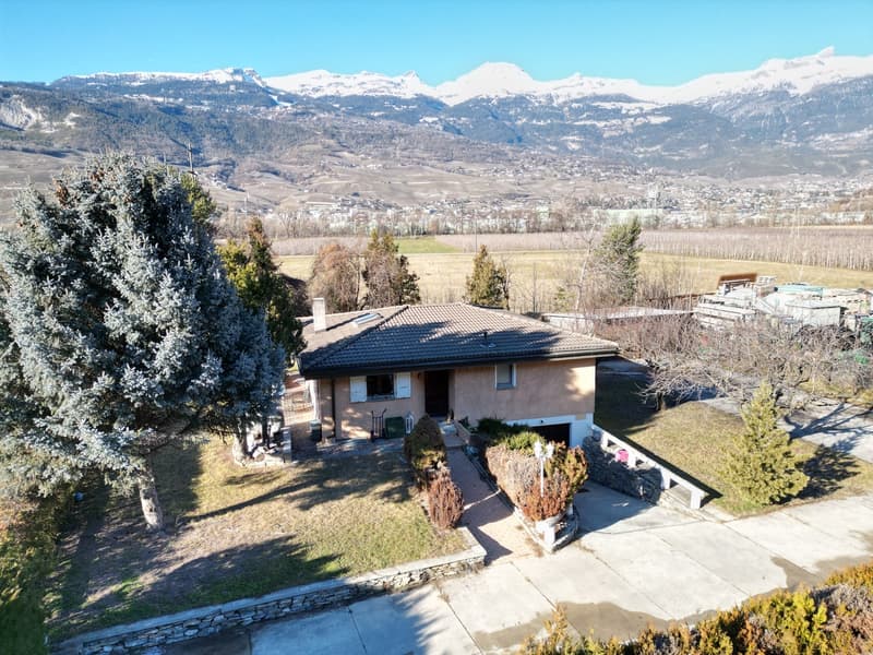 MAISON AVEC DROIT DE SUPERFICIE À CHALAIS (2)