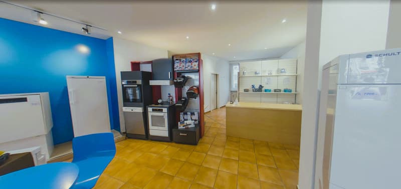 LOCAL COMMERCIAL & DÉPÔT AU CENTRE DE SIERRE (3)