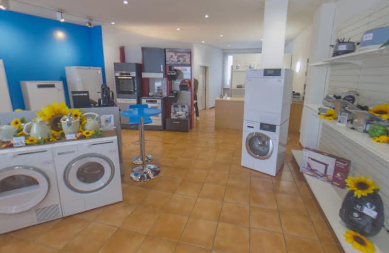 LOCAL COMMERCIAL & DÉPÔT AU CENTRE DE SIERRE (5)