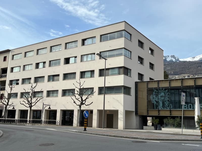 PLACE DE PARC SOUTERRAINE À LOUER À SIERRE (1)