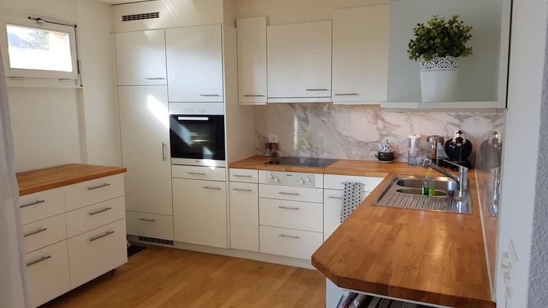 Magnifique appartement de 6 pièces de 169 m² dans un quartier résidentiel recherché de Colombier (4)