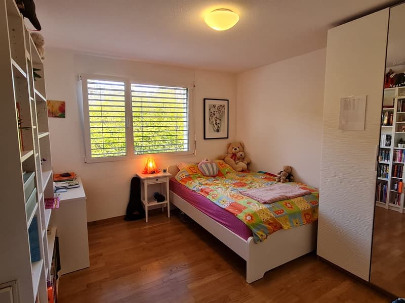 Magnifique appartement de 6 pièces de 169 m² dans un quartier résidentiel recherché de Colombier (6)