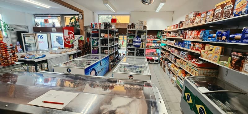 A VENDRE - COMMERCE D'ALIMENTATION (1)