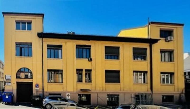 Façade