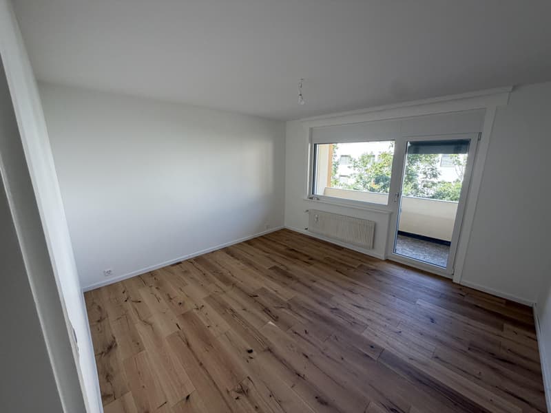 Magnifique appartement de 4.5 pièces entièrement rénové au centre de Sierre (9)