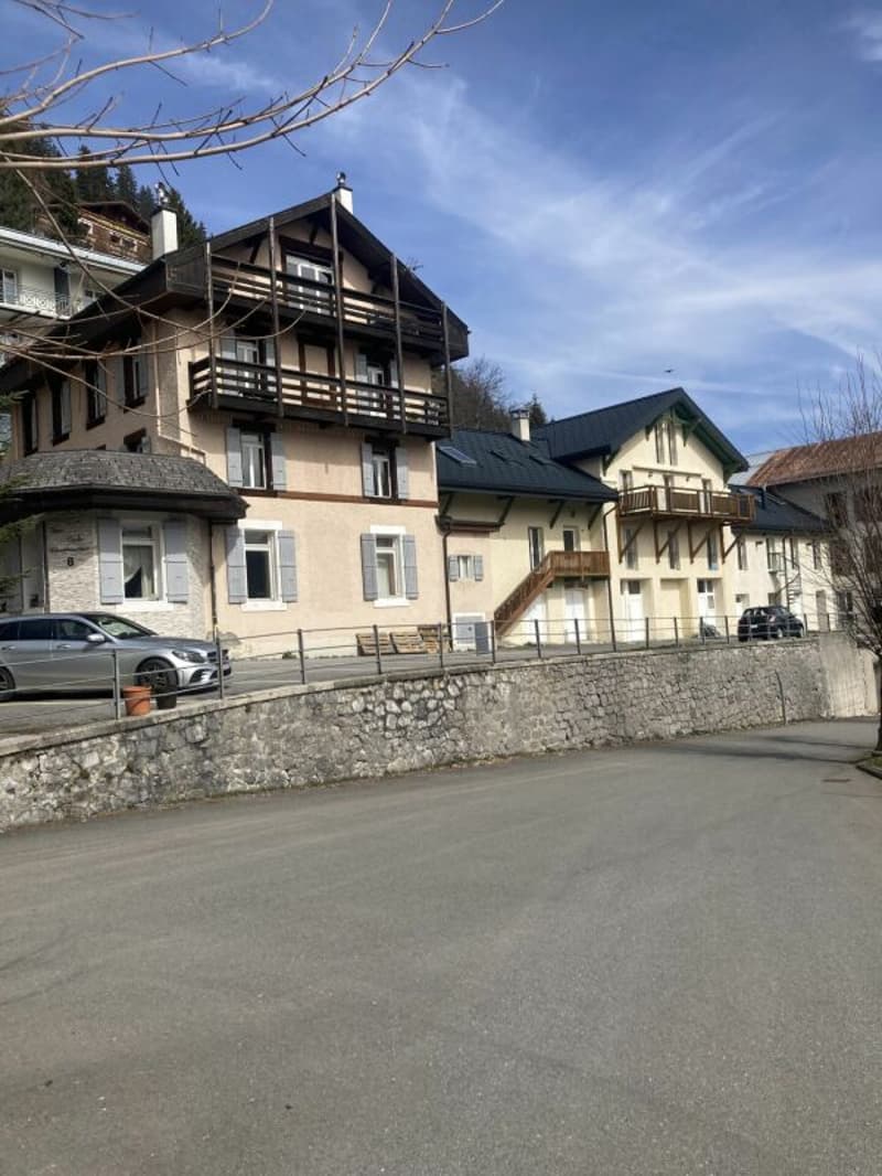 Maison de 6 logements à Leysin (9)