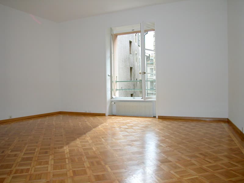 Charmant studio meublé au coeur de la Vieille-Ville (5)