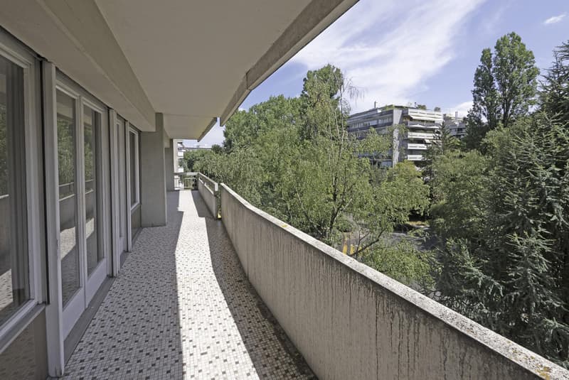 Au coeur du quartier de Florissant, lumineux 5 pièces, balcon, parking intérieure ! (6)