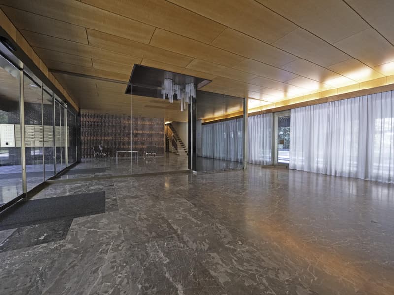 Au coeur du quartier de Florissant, lumineux 5 pièces, balcon, parking intérieure ! (3)