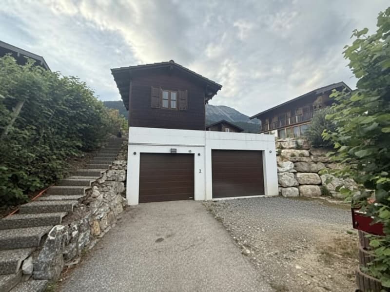 2 grands garages