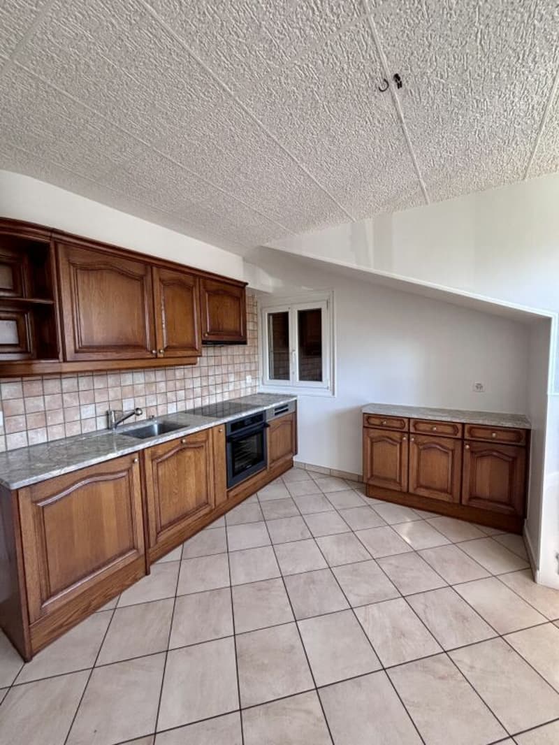 Appartement 4.5 pièces au coeur de Vouvry (4)