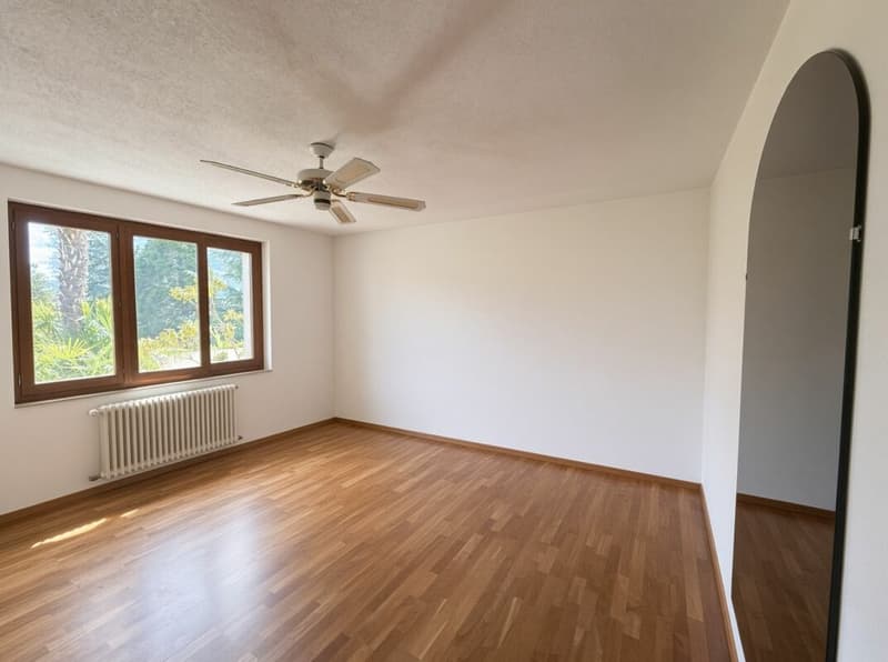 Spacieuse villa d'architecte sur grand terrain de 2'857 m2 (16)