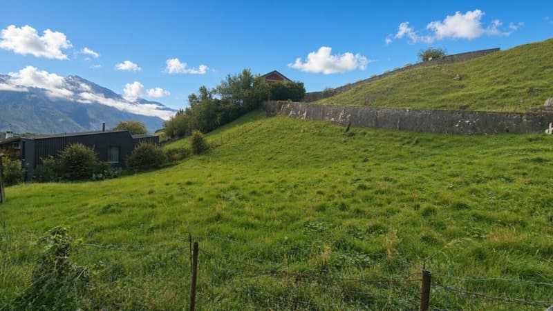 Terrain à bâtir de 841 m2 (3)
