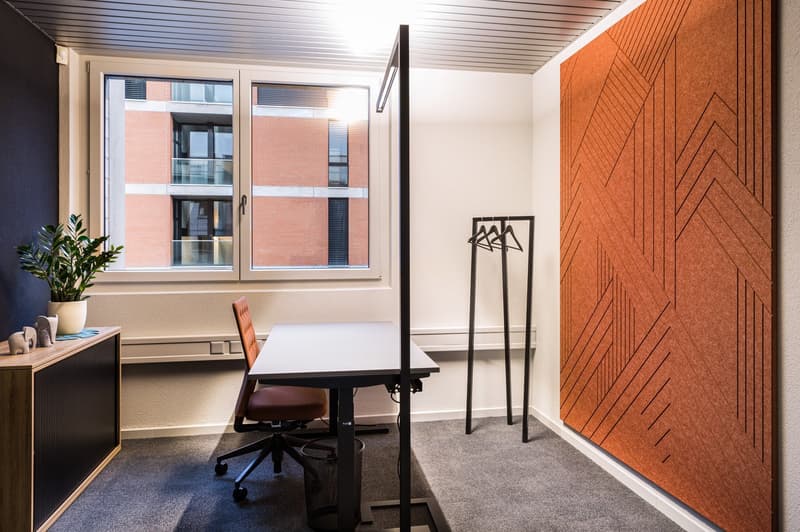 Grosszügiges Einzelbüro im Office Space