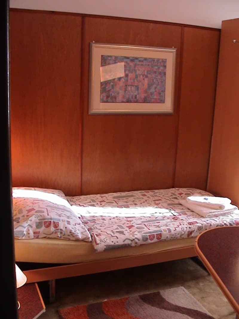 room ba