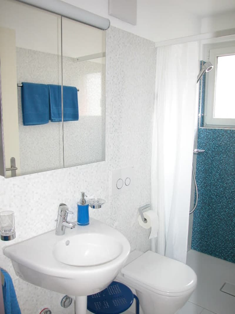 Moderne Studiozimmer für Langzeitaufenthalte - zentral in Winterthur-Veltheim gelegen (4)