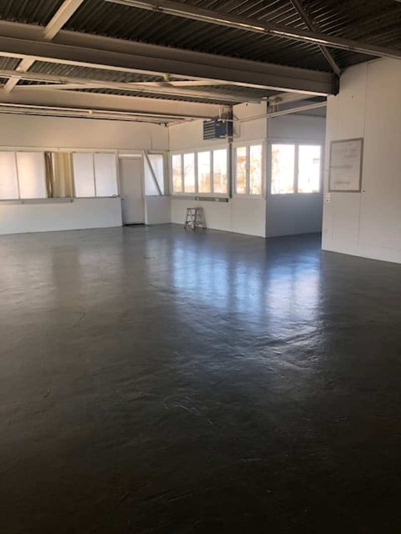 302 m2  Gewerbe- und Produktionsräume in Rapperswil-Jona SG (2)