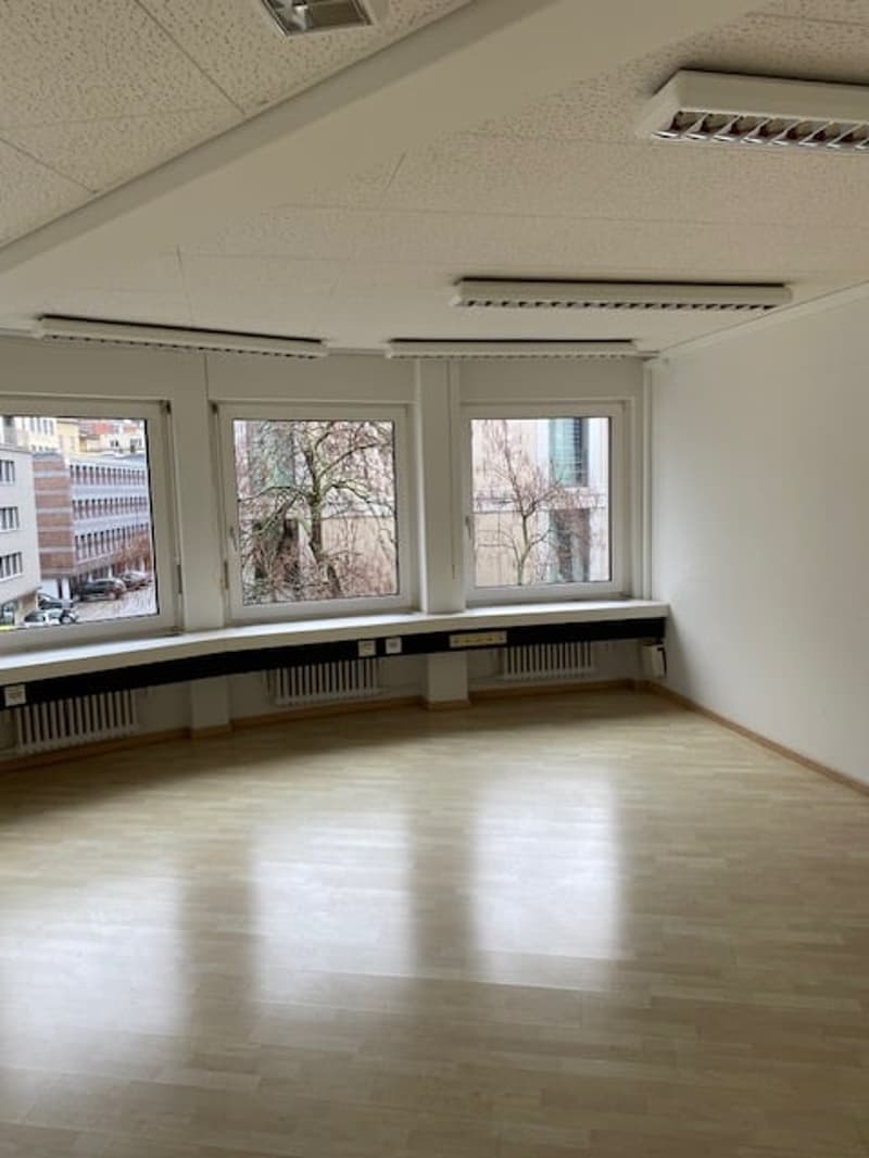 Büroräumlichkeiten an bester Lage in der Nähe vom HB Zürich zu vermieten (24)