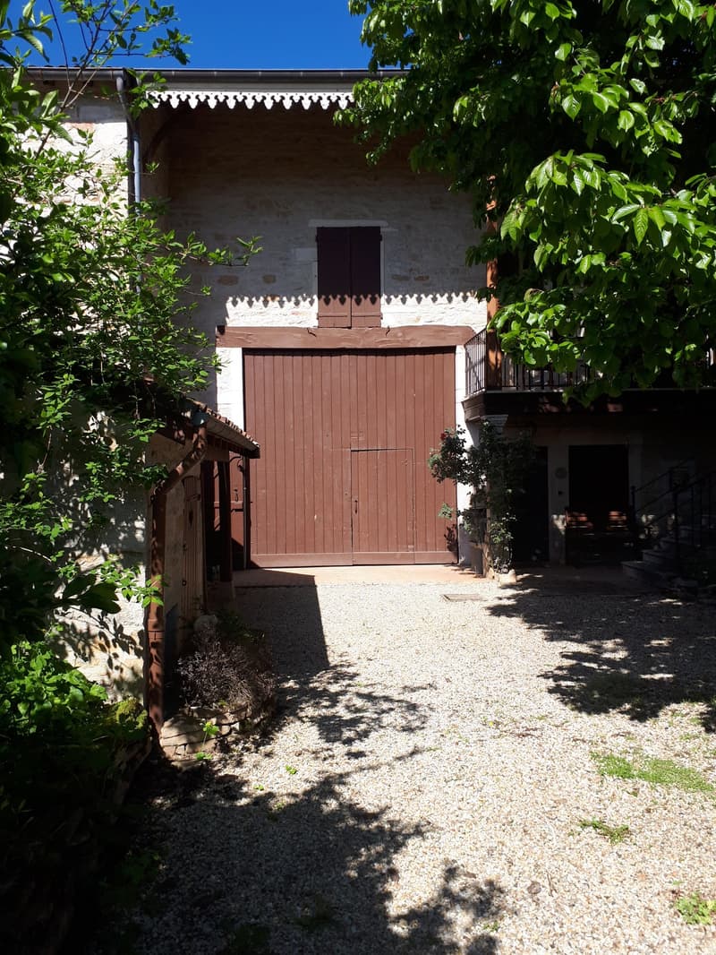 Einfamilienhaus in Chardonnay (2)