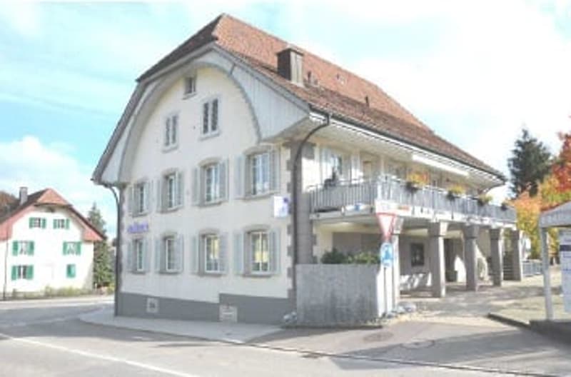 Büro/Verkaufsräume an prominenter Lage in Boniswil (2)