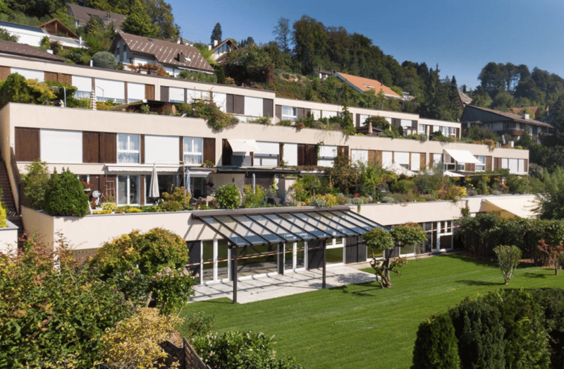 Sonniges 3.5 Zimmer Terrassenhaus in Oberdürnten mit grossem Garten (1)