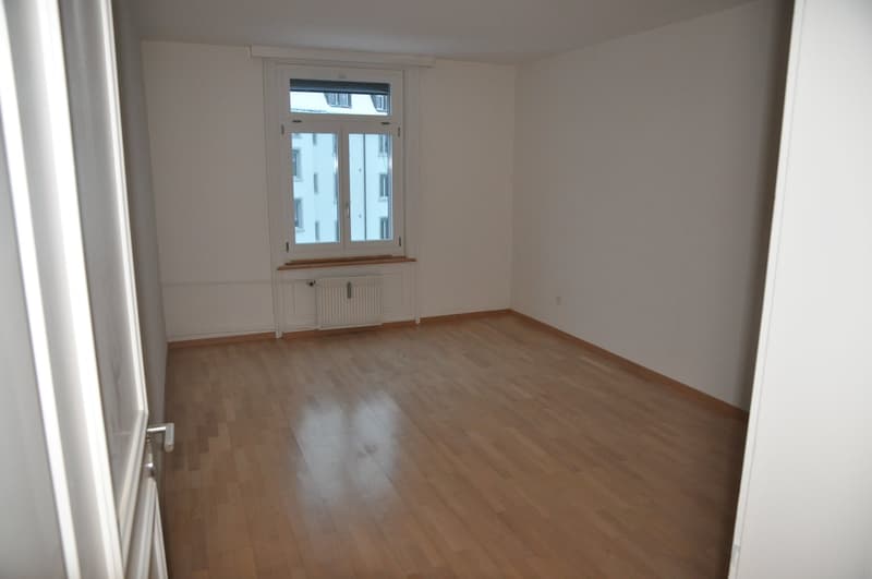 Geräumige 7.5-Zimmer-Wohnung in St. Gallen (10)