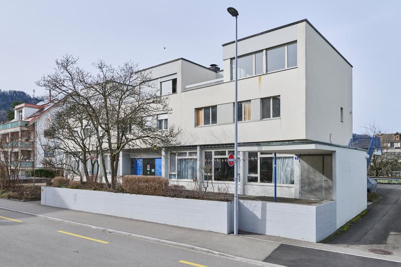 Abgabe im Baurecht einer bebaute Parzelle mit exzellenter Standortqualität in der Stadt Adliswil (2)