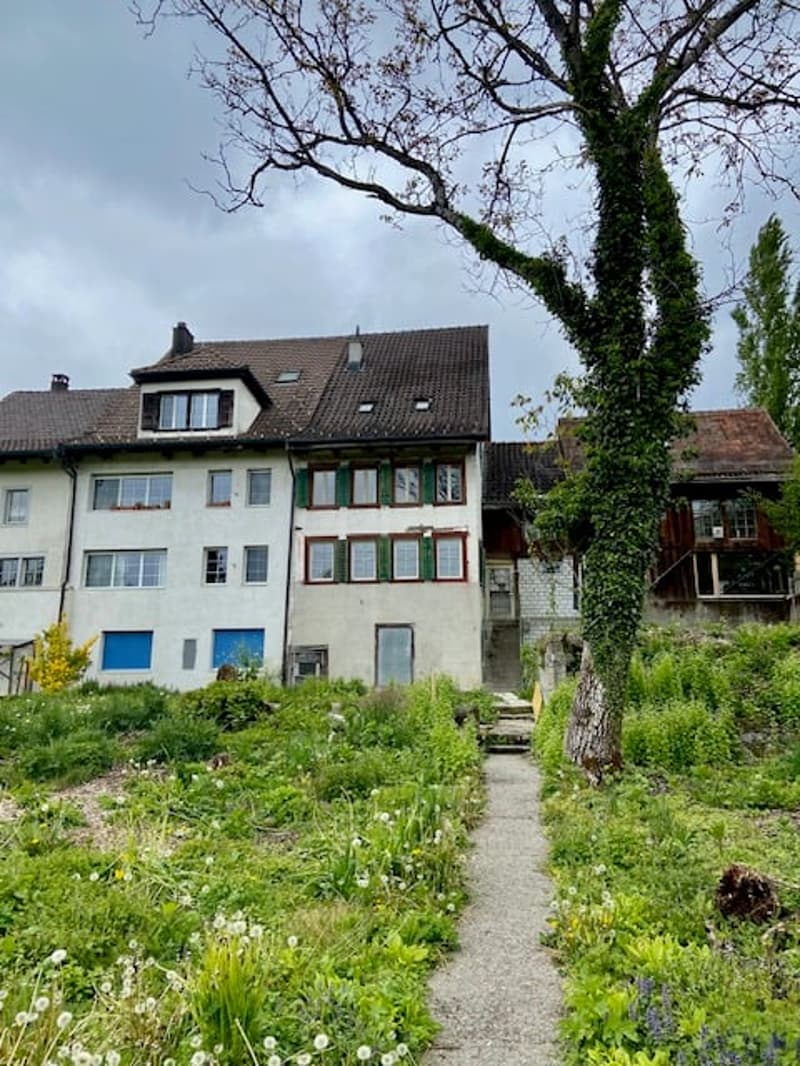 Einfamilienhaus in Grüningen zu verkaufen (2)