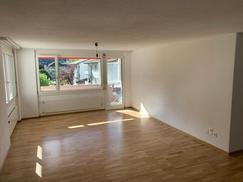 Renovierte Wohnung in Näfels (1)