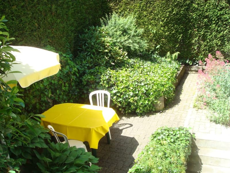 In EFH, ruhige, möbl. 2.5-Zi-Whg. mit Reinigung / furnished apartment with cleaning, all incl. (2)