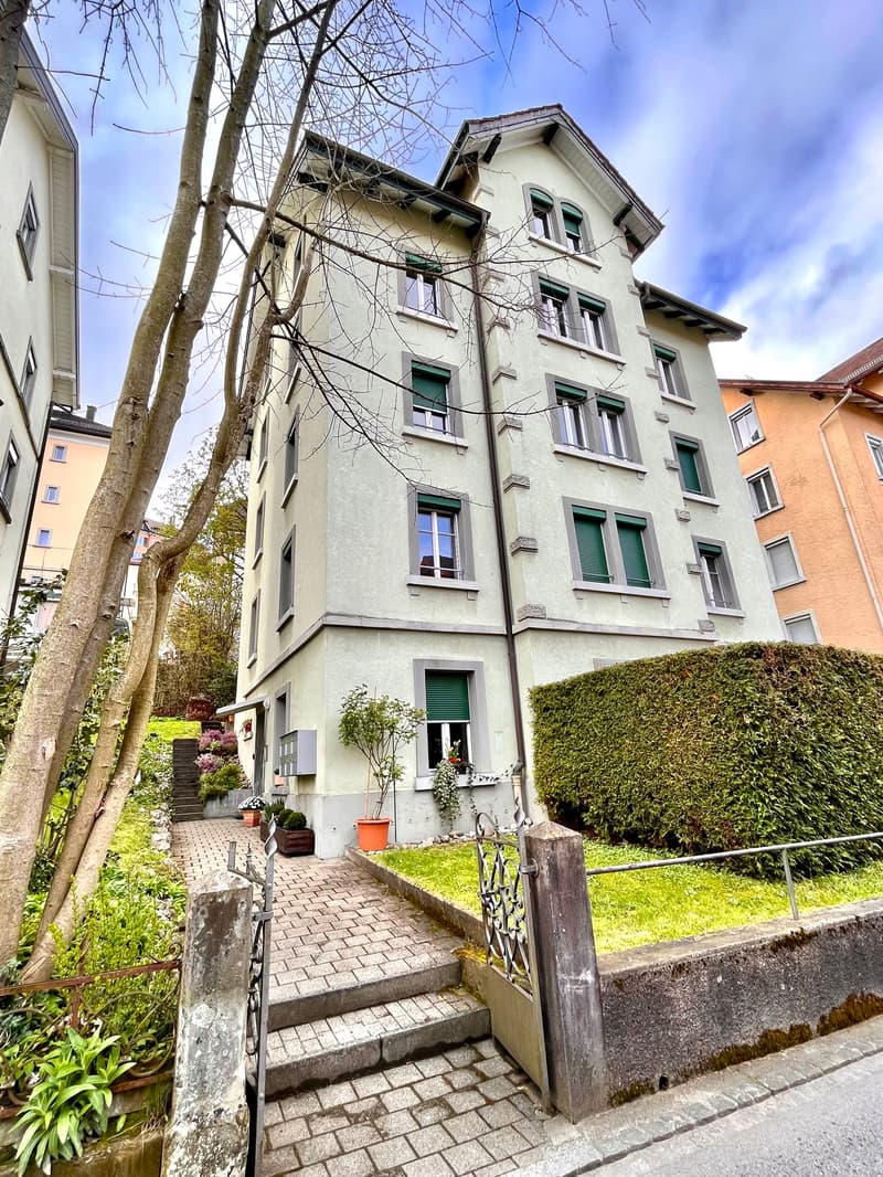Schöne, helle und ruhige 5.5-Zimmer Wohnung in St. Gallen - Stadtnähe! (1)