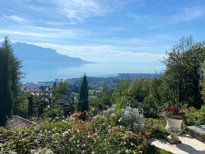 Stunning Family Villa near Montreux over looking the lake / Superbe villa familiale avec vue (35)