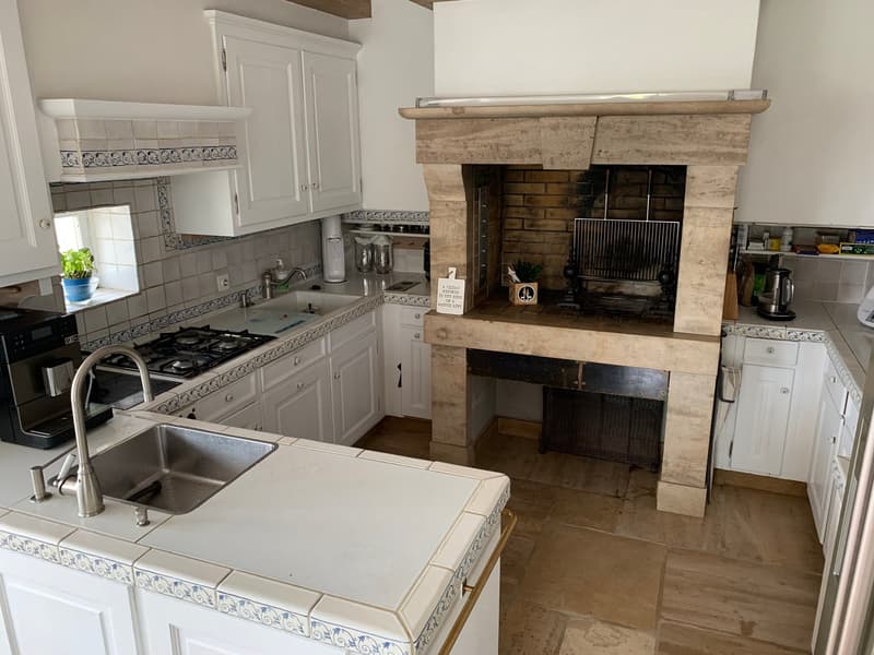 Maison Mitoyenne dans Propriété de prestige à Jouxtens-Mézery rénovée avec piscine. (5)