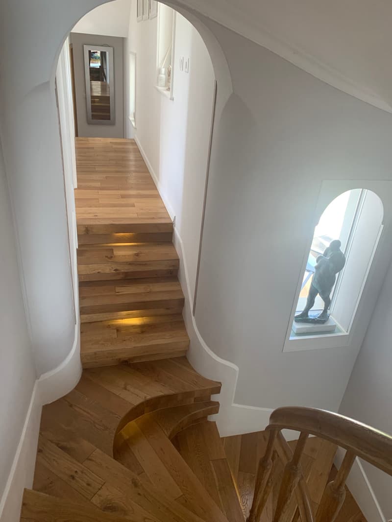Maison Mitoyenne dans Propriété de prestige à Jouxtens-Mézery rénovée avec piscine. (12)