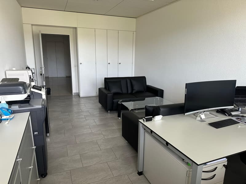 günstiges Büro in Reinach BL (1)