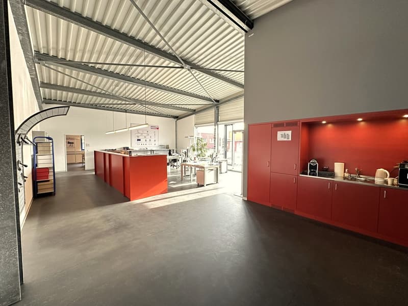 Attraktive Büroräume (420m2), optional mit Lagerfläche (260m2) in Pfäffikon ZH (9)