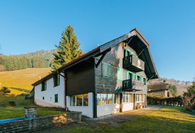Charmant chalet individuel dans les hauts de Montreux avec potentiel | homegate.ch